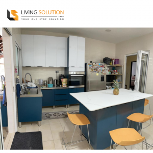 06 Customised Modular Stainless Steel Coloured Door Kitchen Cabinet