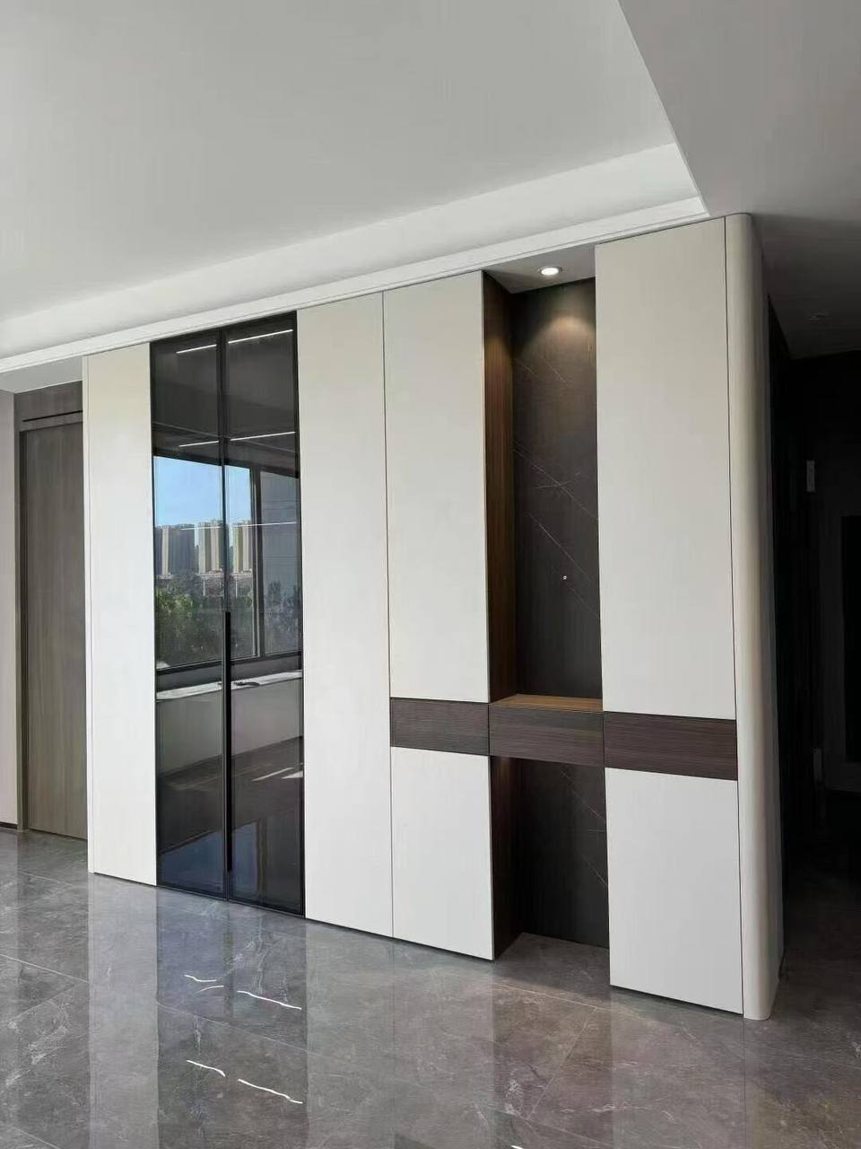 Premium Custom Aluminium Entryway Cabinet -1 Premium Custom Aluminium Entryway Cabinet