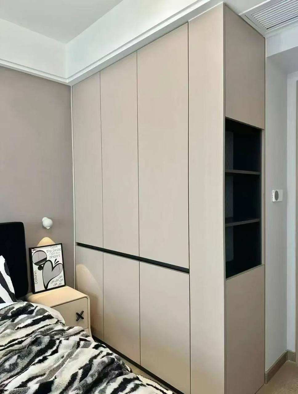 Premium Custom Aluminium Hinged Wardrobe -1 Premium Custom Aluminium Hinged Wardrobe